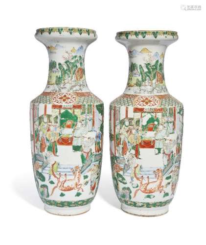 A pair of large Chinese porcelain famille verte 'foreigners ...