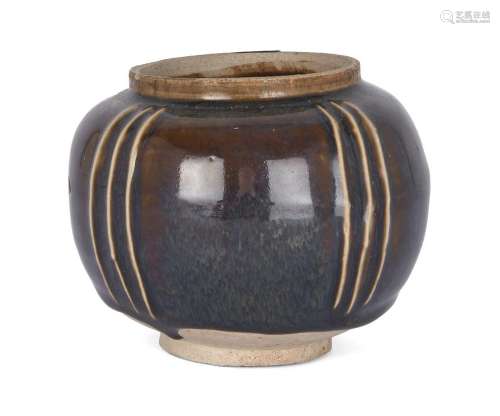 A Chinese Cizhou-type brown-glazed jar