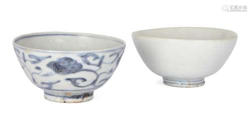 Two Chinese porcelain blue and white bowls