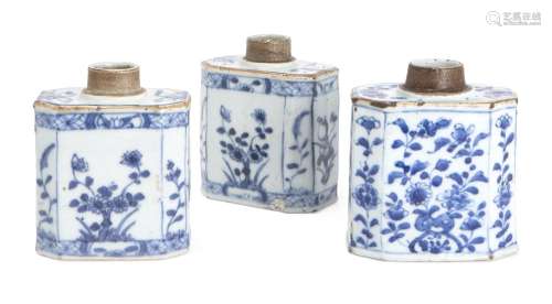 Three Chinese export porcelain blue and white tea caddies