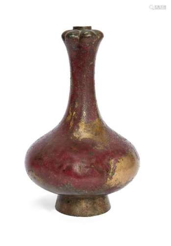 A Chinese bronze garlic-head vase