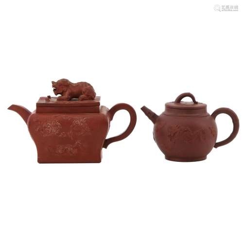 A Lot of 2 Yixing Teapots
