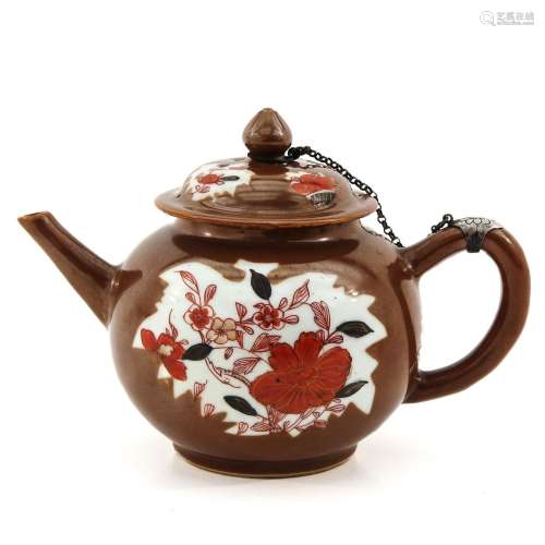 A Batavianware Teapot