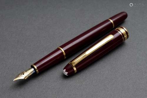 Bordeaux red Montblanc fountain pen model "Meisterstück...