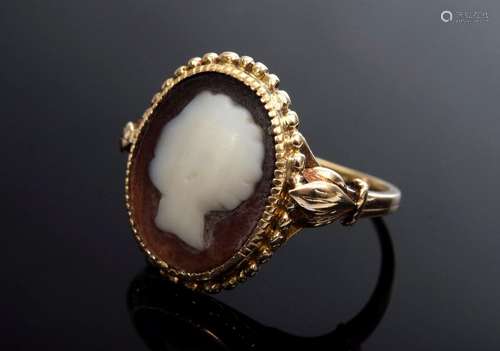 Historism YG 585 ring with layer stone camée "woman's h...