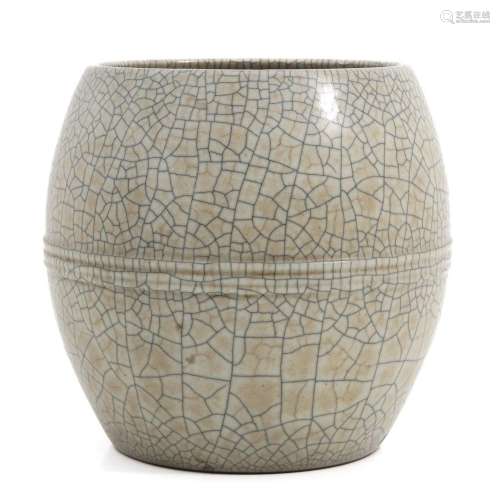 A Crackle Decor Barrel Vase