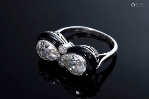 WG 750 Art Deco ring with 2 large drop diamonds (together ap...