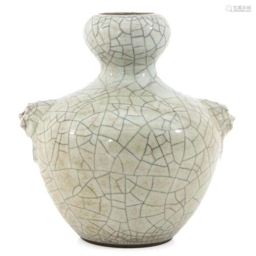 A Crackle Decor Vase