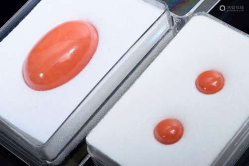 3 Various coral cabochons ca. 21.6ct