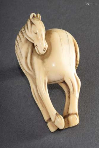 Ivory netsuke "Horse" with beautiful patina of use...