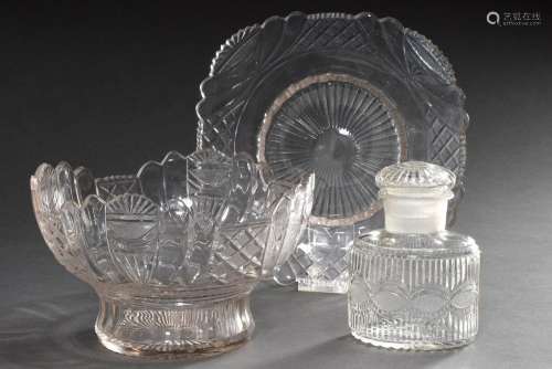 2 Various pieces of crystal: round bowl on stand (h. 135cm