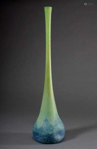 Large narrow Daum Nancy "Berluze" vase with fourfo...