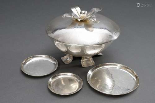 4 Various parts: martelled lidded box with flower-shaped kno...