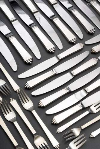 111 pieces Georg Jensen cutlery "Pyramid" for 12 p...