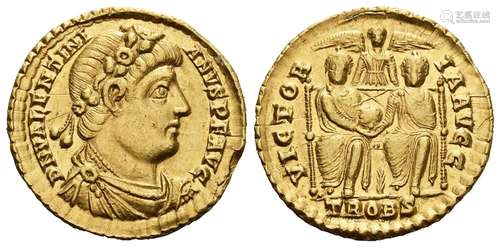 Valentinian I (364-375), Solidus, Treveri, AD 367-375; AV (g...