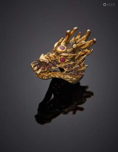 Importante BAGUE «dragon» en argent noirci et vermeil (925‰)...