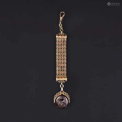 A Chatelaine with Cameo 'Ares'.