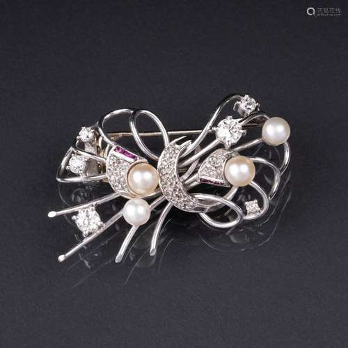 A Vintage Diamond Pearl Brooch.