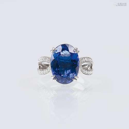 A Tanzanite Diamond Ring.