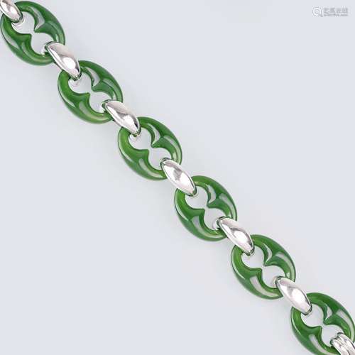 Juwelier Wilm. A Whitegold Nephrite Bracelet 'Understatement...