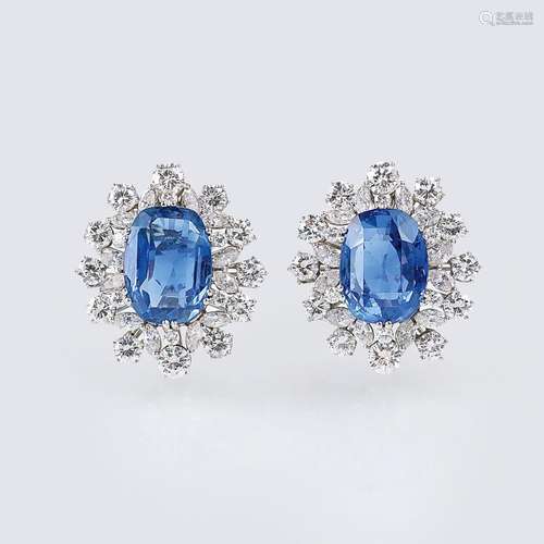 A Pair exclusive, highcarat Earrings with Natural Sapphires ...