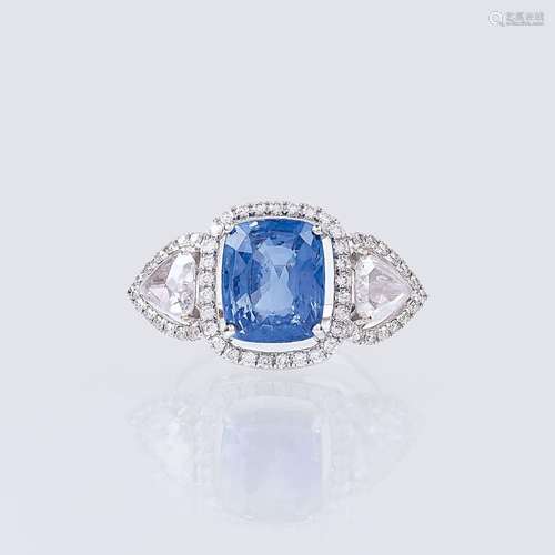 A Fine Sapphire Diamond Ring.