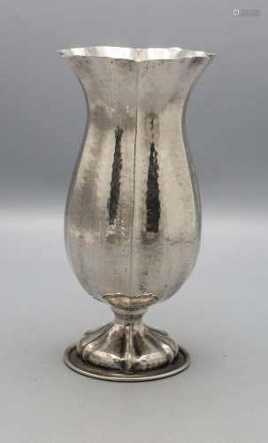 Vase / A silver vase, Padova, um 1960