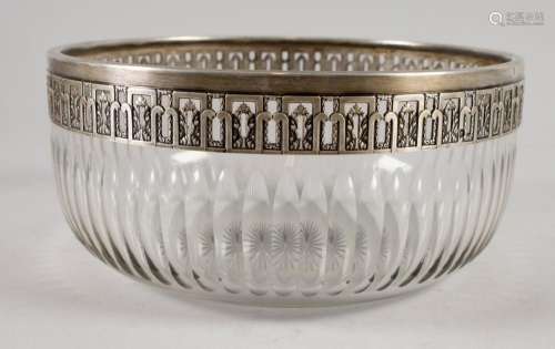 Glasschale mit Silbermontur / A crystal bowl with silver mou...