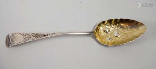Beeren Löffel / A silver berry spoon, Thomas Harper II, Lond...