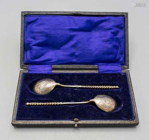 Paar Teelöffel / Two silver tea spoons, Stepan Levin, Moskau...