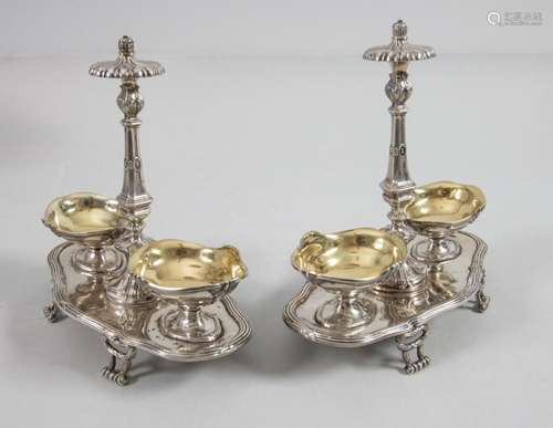 Paar Doppelsalieren / A pair of silver double salt cellars, ...