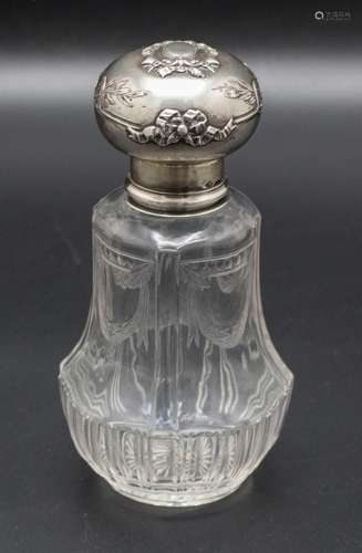 Flakon mit Silbermontur / A perfume bottle with silver mount...