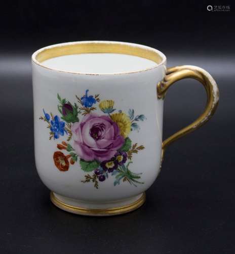 Große Tasse mit Blumenbouquets / A large coffee mug with flo...