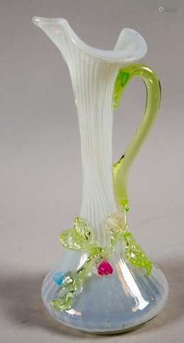 Jugendstil Henkelvase / An Art Nouveau vase with handle, Wil...