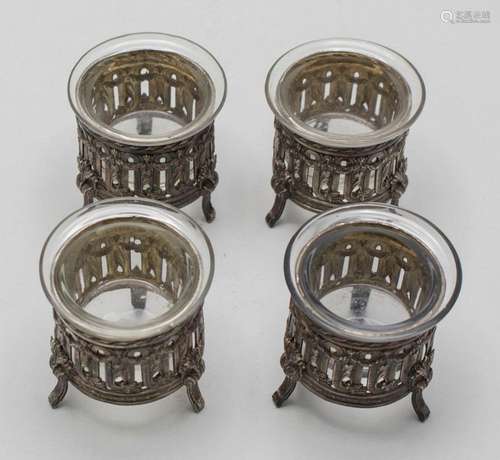 4 runde Salieren / A set of 4 salt cellars, Frankreich, um 1...