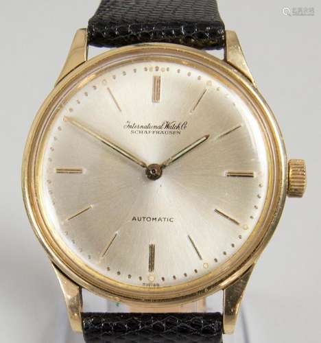 Herrenarmbanduhr / An 18k gold men s wristwatch, IWC, Schaff...