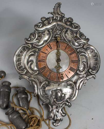 Rokoko Wanduhr (Kuhschwanzpendel) / A Rococo wall clock, deu...