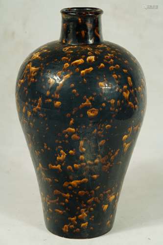 A Tortoiseshell glazed Vase，Meiping