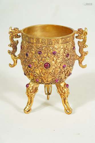 A Gilt-Bronze dragon wine cup