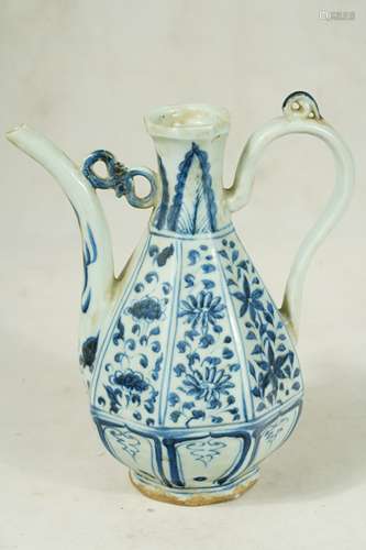 A Blue and White Pot