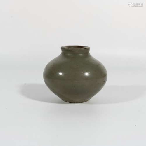 Green Glaze Porcelain Water Vessel , China