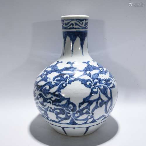 Period Of Yongle Blue And White Porcelain “Peacock And Peony...