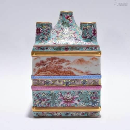 Period Of Qianlong Famille Rose Porcelain Fanhong 