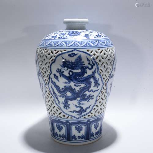 Period Of Xuande Blue And White Porcelain Openwork 