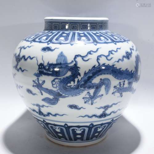 Period Of Xuande Blue And White Porcelain 