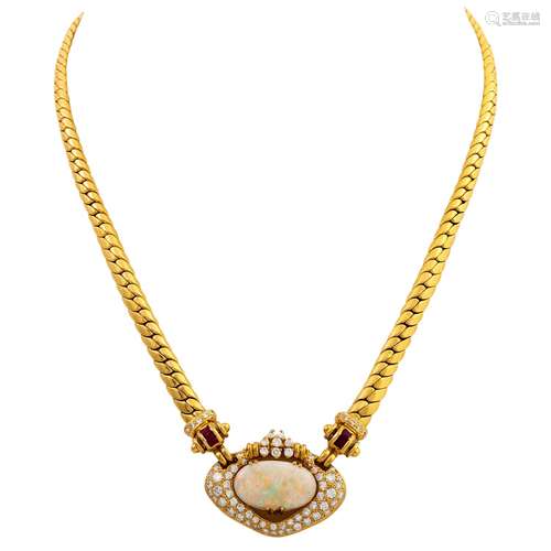 Collier mit Opal, 4 Rubincarrés und Diamanten von zus. ca. 2...