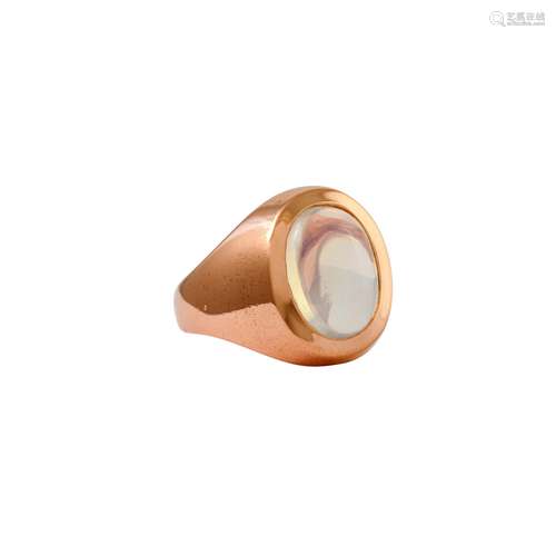 Ring mit Mondsteincabochon