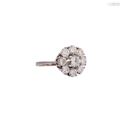 Ring mit Rosette aus 9 Brillanten von zus. ca. 1,7 ct,