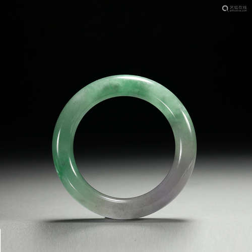 Jade, Bracelet