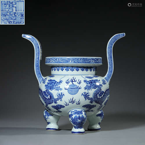 Qing Dynasty Qianlong, blue and white porcelain, Incense Cen...